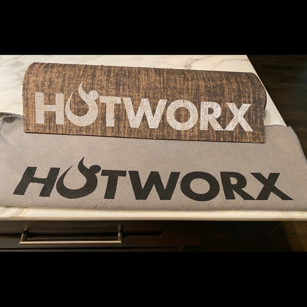 HotWorx Mat & towel